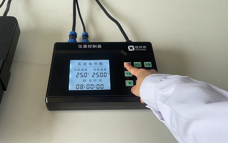 實(shí)驗(yàn)電熱板